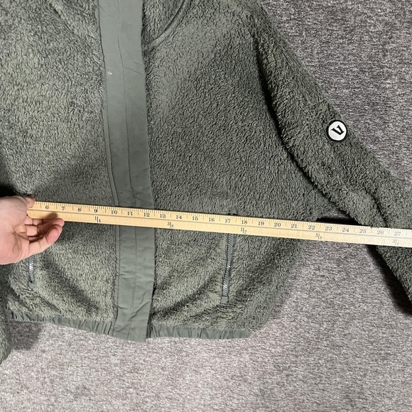 Vuori Jacket Womens XS Green Cozy Sherpa Fleece Full Zip Lined Short Pockets - Picture 6 of 9